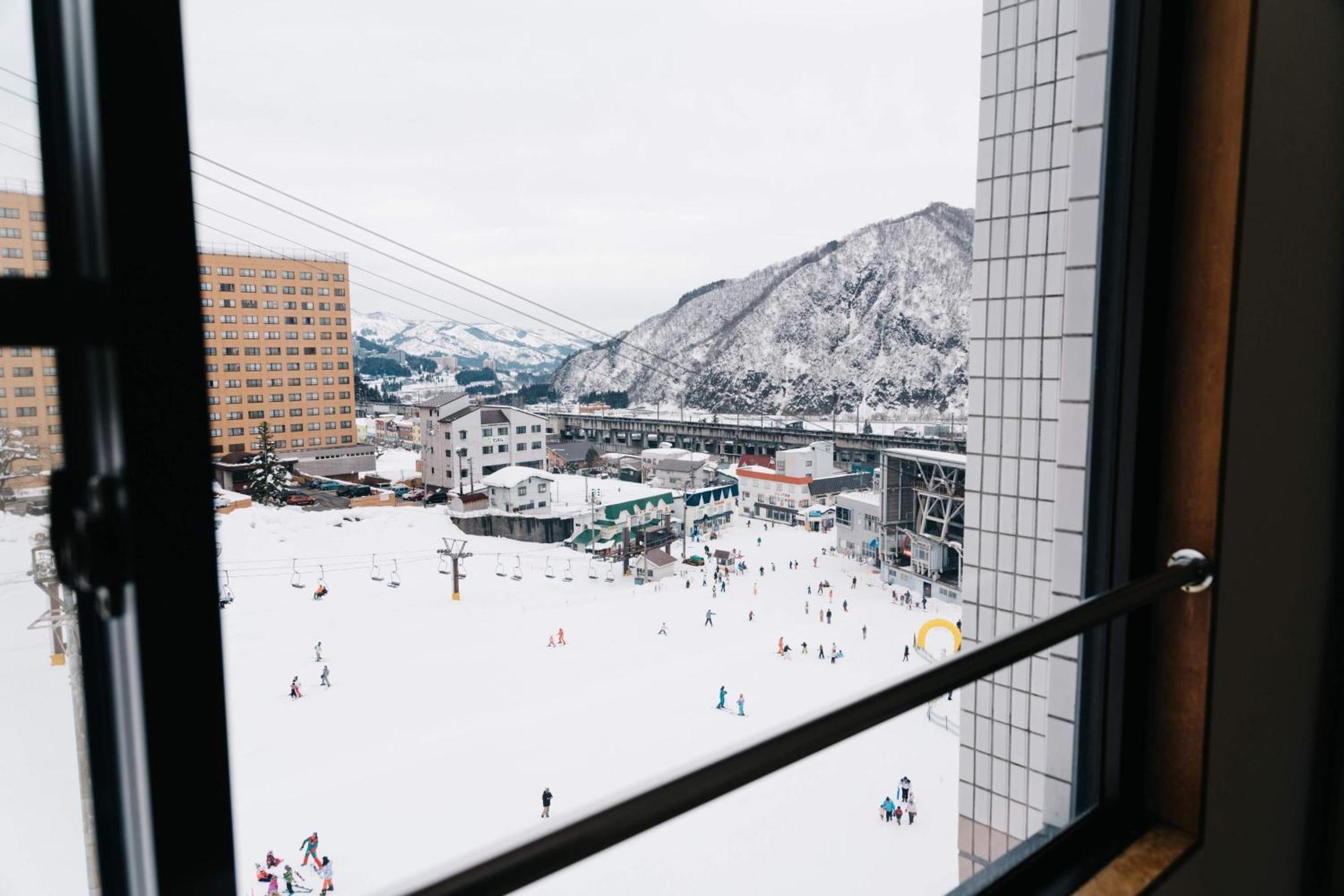 Yuzawa Toei Hotel Eksteriør bilde