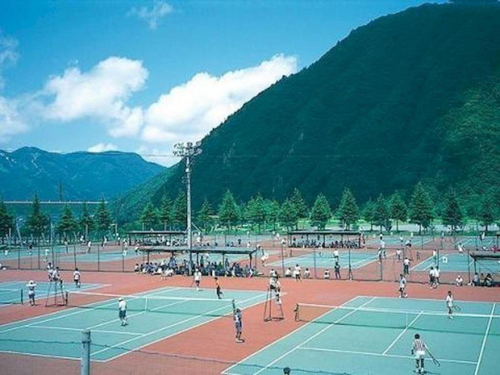 Yuzawa Toei Hotel Eksteriør bilde