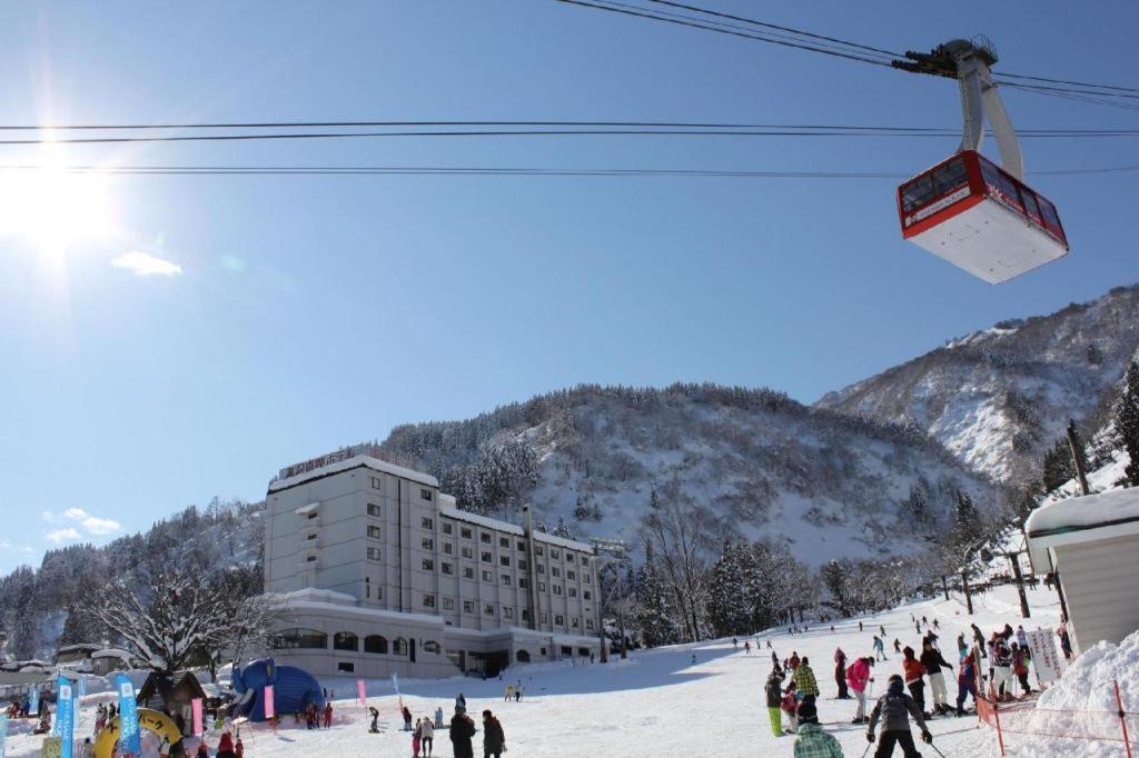 Yuzawa Toei Hotel Eksteriør bilde